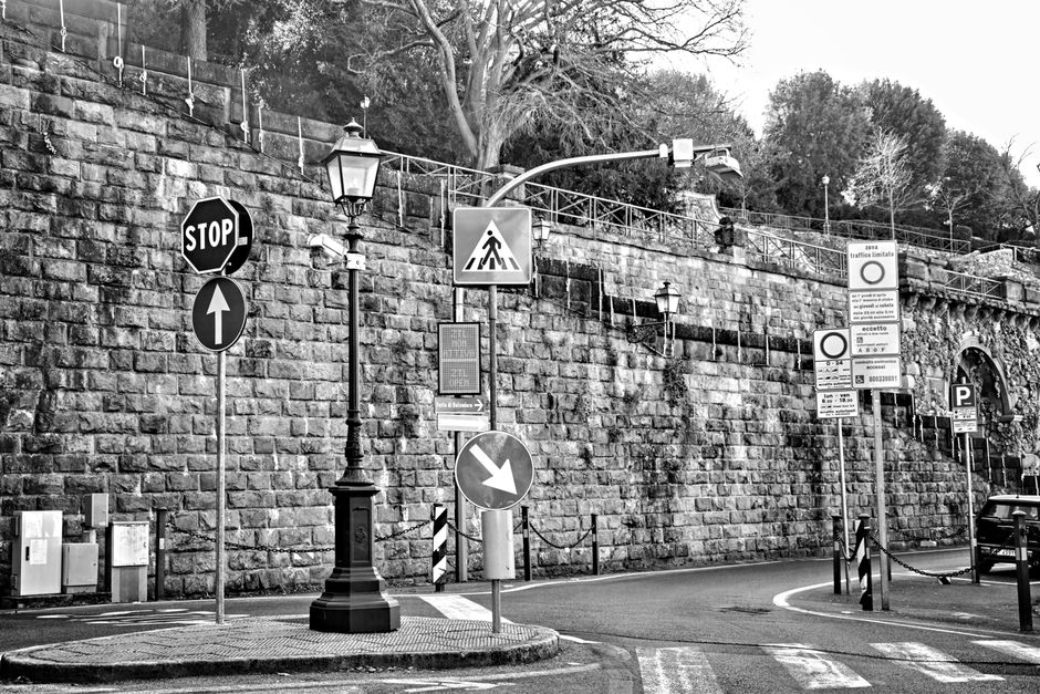 Understanding Road Signs: A Complete Guide for UK Drivers